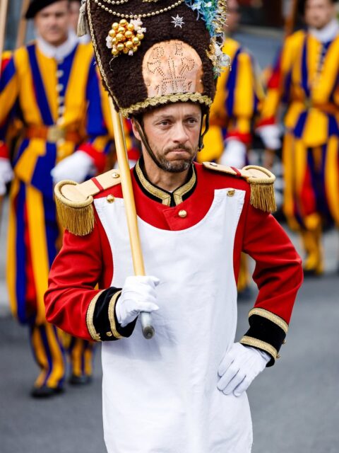 Encore un magnifique album de @lioneljacquier de la Fête-Dieu à Savièse.